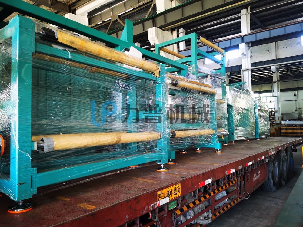 PE隔板后道生产线